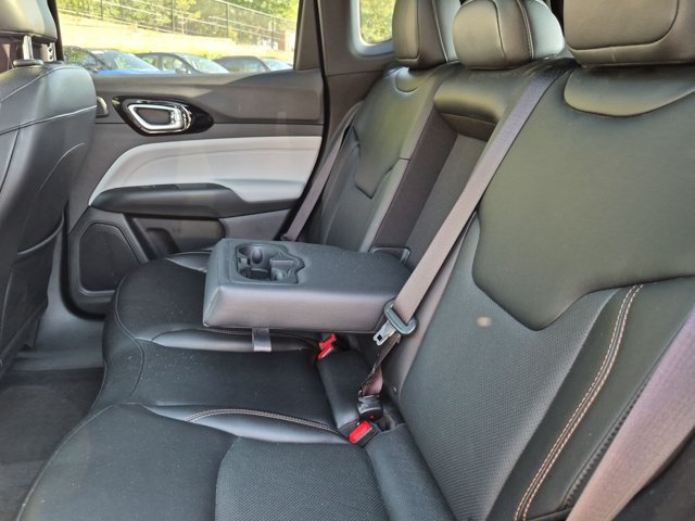 Used 2023 Jeep Compass Limited w/ Sun and Sound Group AWD/4WD image 14