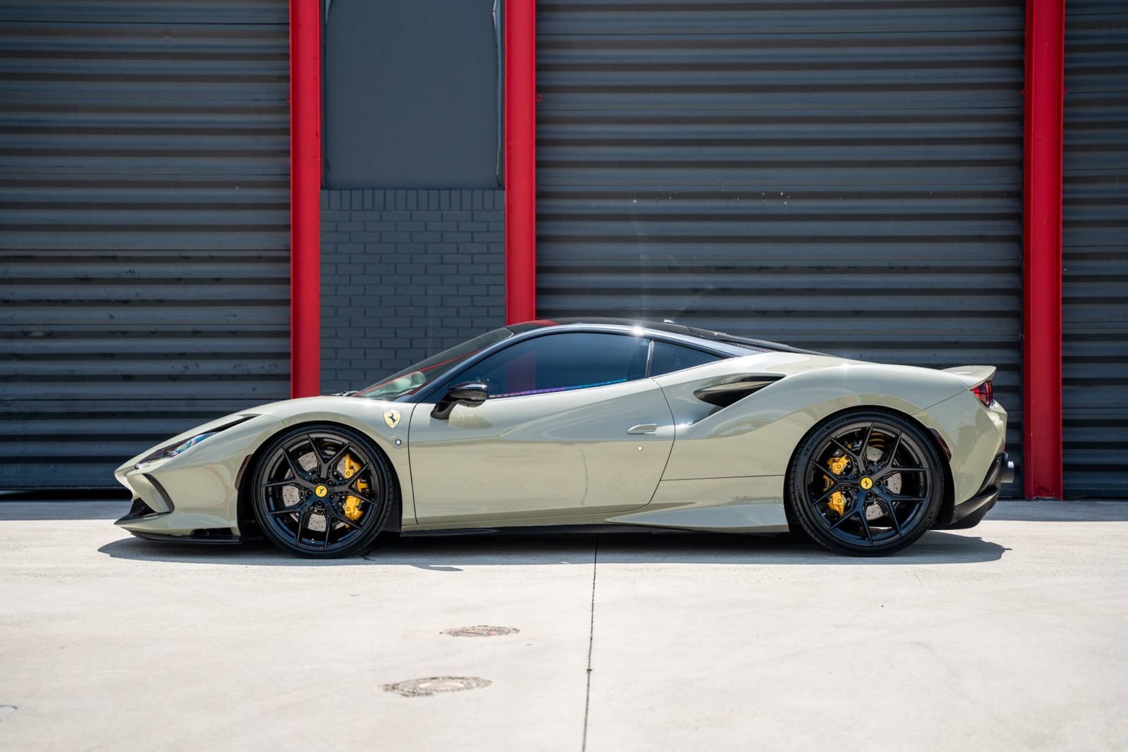 Used 2020 Ferrari F8 Tributo RWD image 13