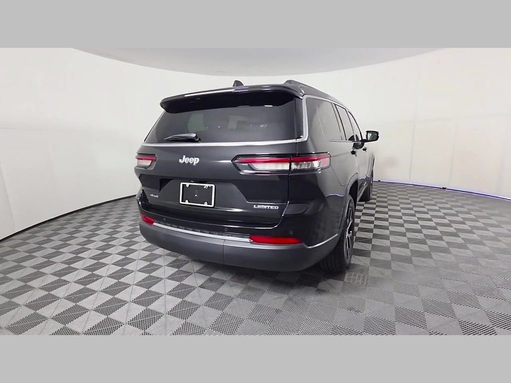 Used 2023 Jeep Grand Cherokee L Limited w/ Trailer Tow Group (B) AWD/4WD image 40