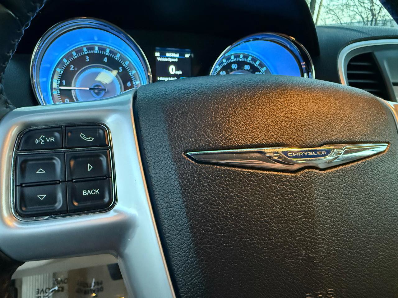 Used 2014 Chrysler 300 image 36