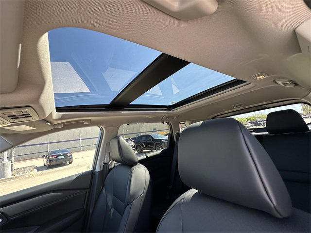 Used 2025 Nissan Rogue SV w/ SV Premium Package image 24