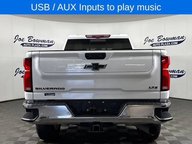 Used 2024 Chevrolet Silverado 2500 LTZ w/ LTZ Plus Package AWD/4WD image 8