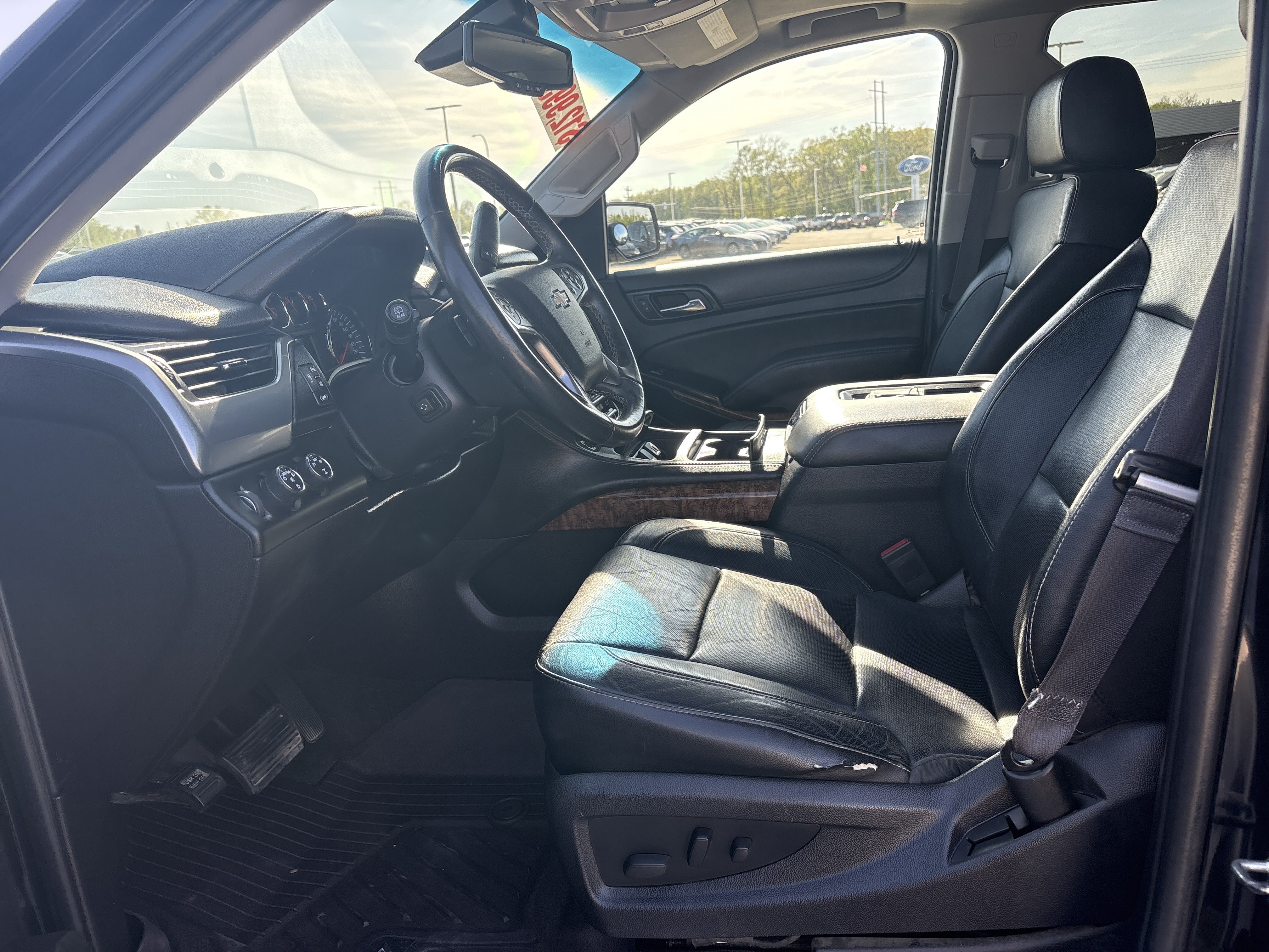 Used 2015 Chevrolet Tahoe LTZ AWD/4WD image 14