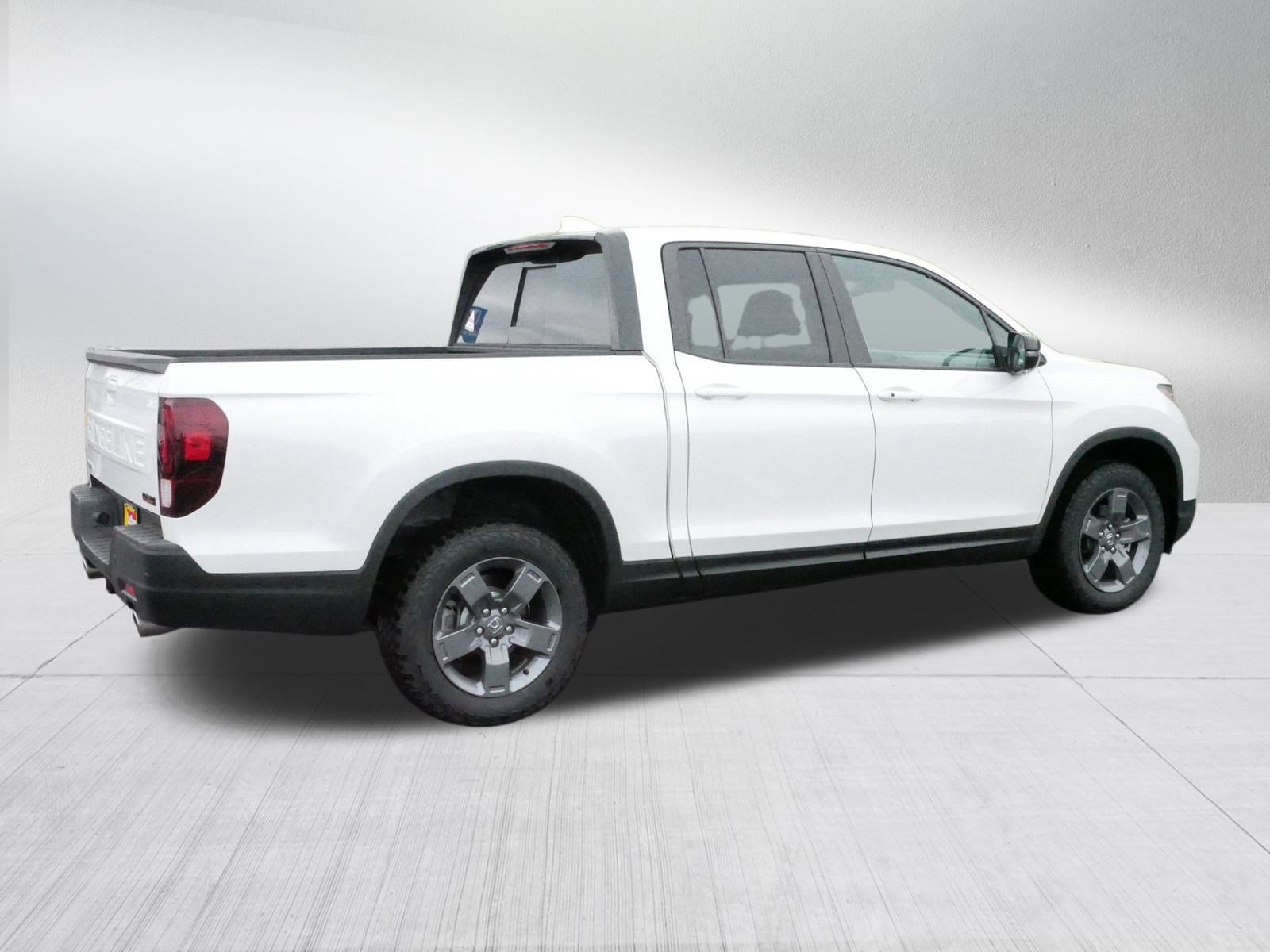 Certified 2025 Honda Ridgeline TrailSport image 7