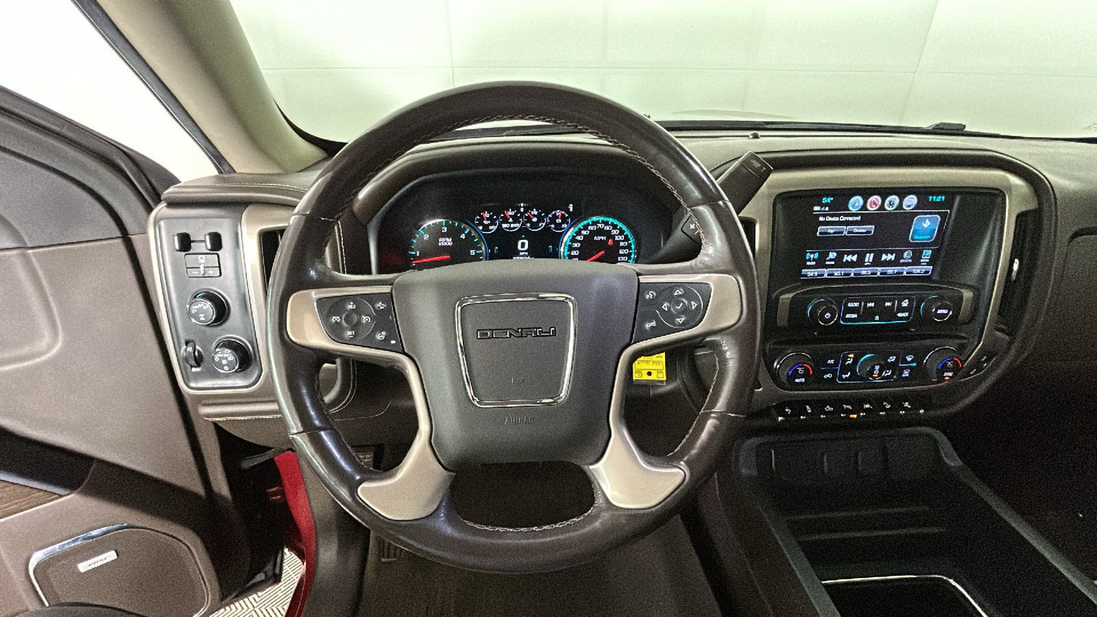 Used 2018 GMC Sierra 1500 Denali w/ Denali Ultimate Package AWD/4WD image 17