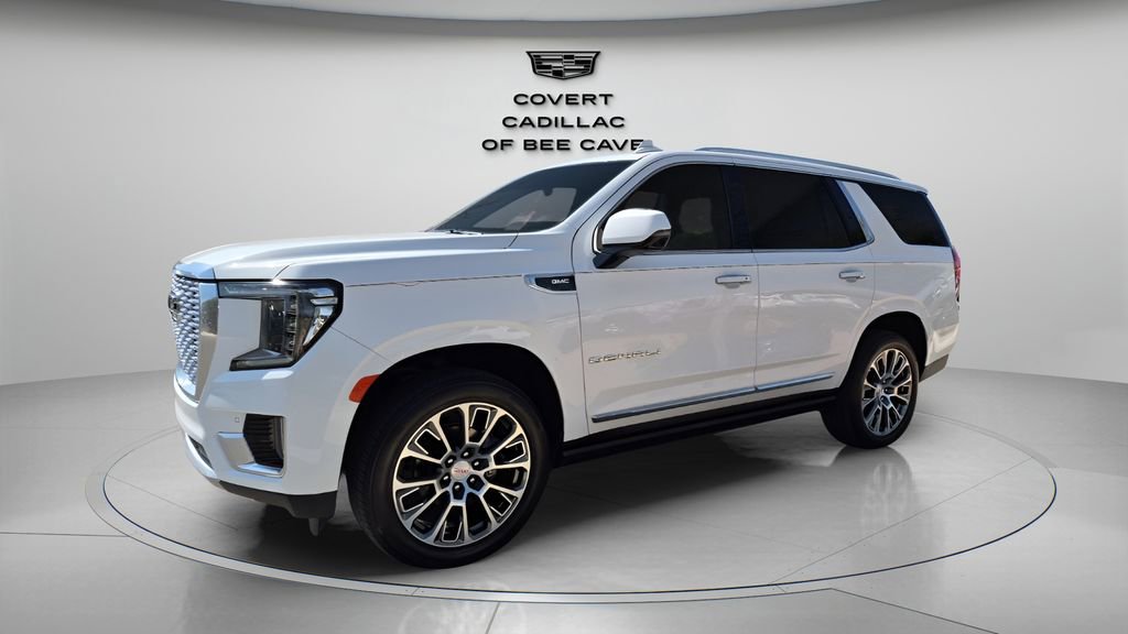 Used 2022 GMC Yukon Denali w/ Denali Ultimate Package image 3