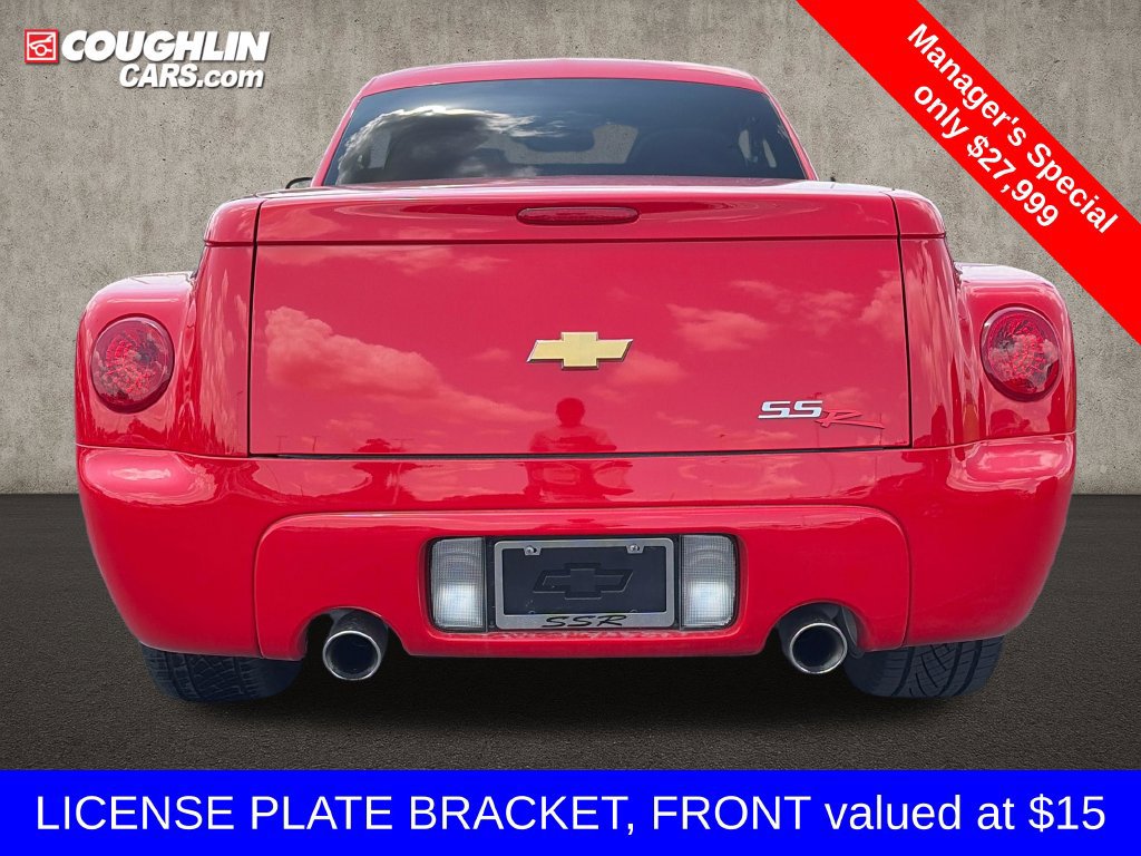 Used 2004 Chevrolet SSR w/ Preferred Equipment Group RWD image 7