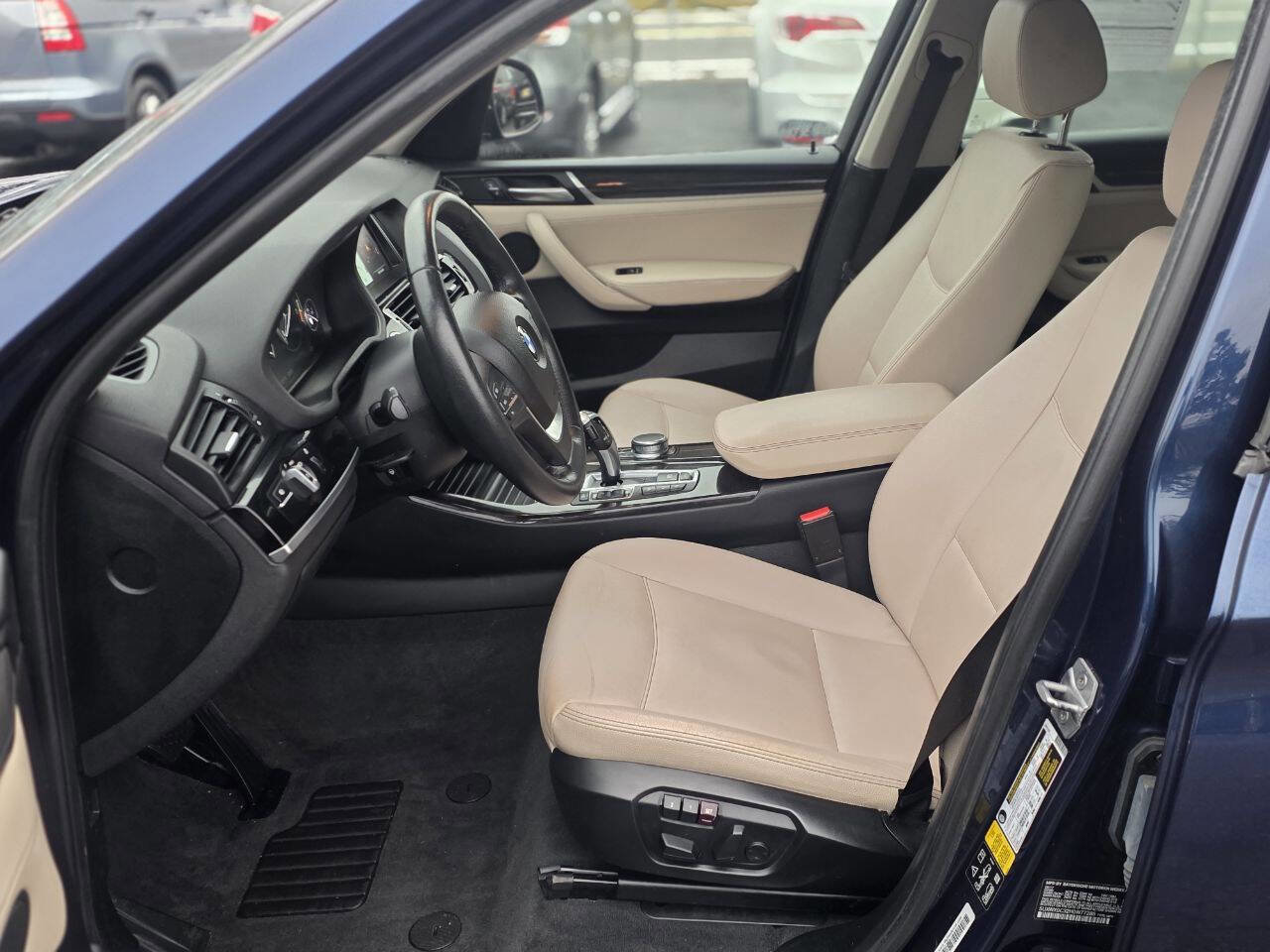 Used 2017 BMW X3 xDrive28i image 8