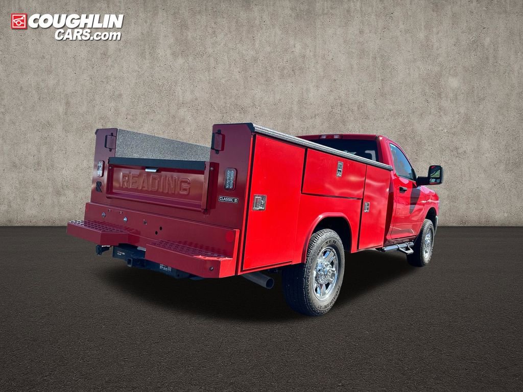 Used 2023 RAM 3500 Tradesman w/ Chrome Appearance Group AWD/4WD image 6