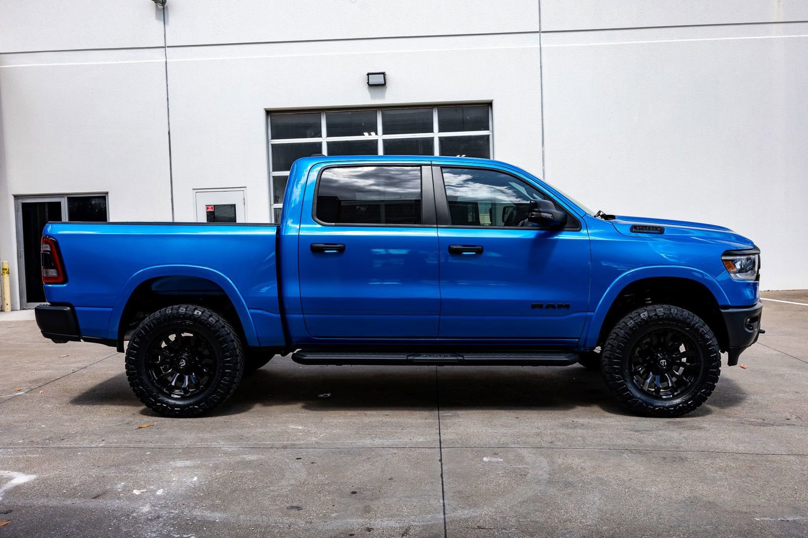 Used 2023 RAM 1500 Big Horn image 11
