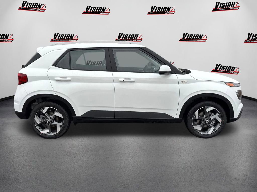 New 2026 Hyundai Venue SEL image 4