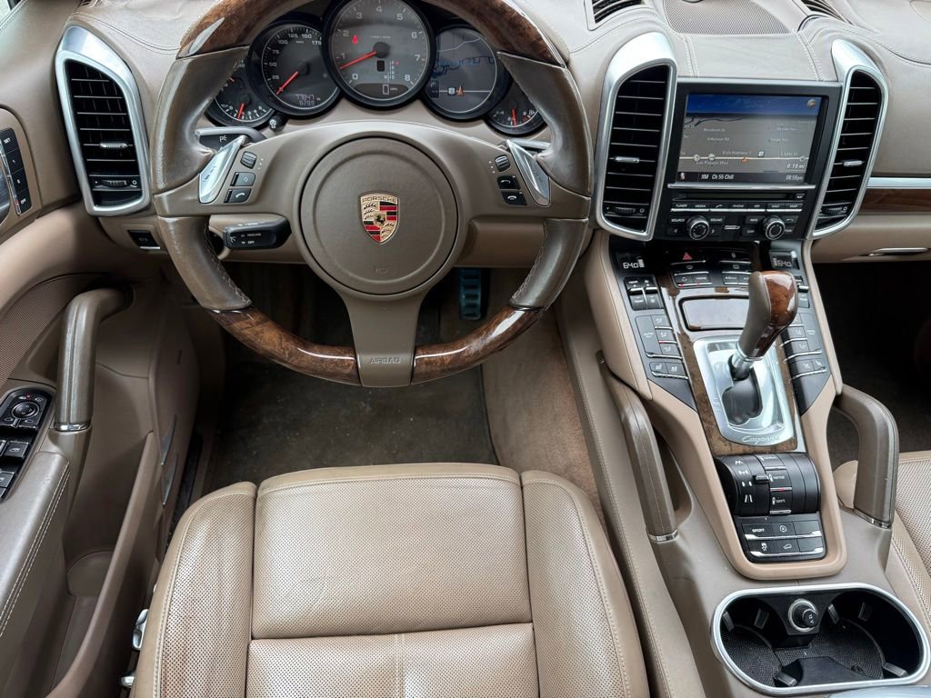Used 2012 Porsche Cayenne S AWD/4WD image 10