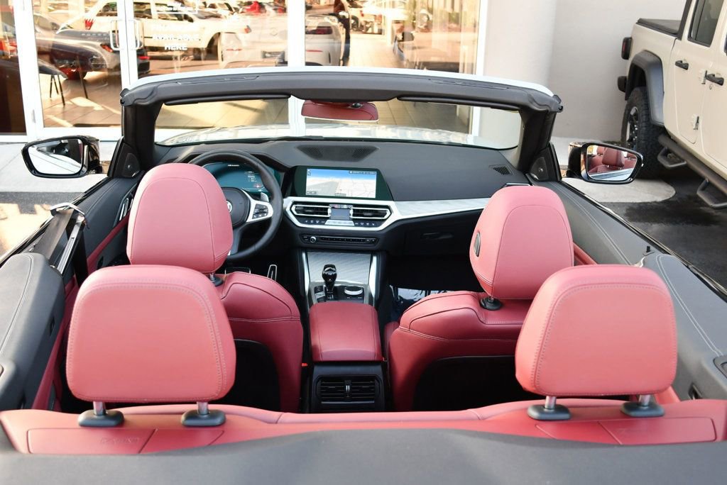 Used 2023 BMW M440i Convertible w/ Premium Package image 16