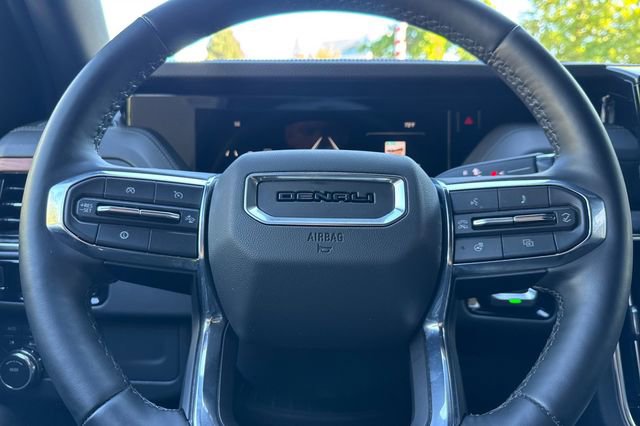 Used 2025 GMC Yukon Denali image 24