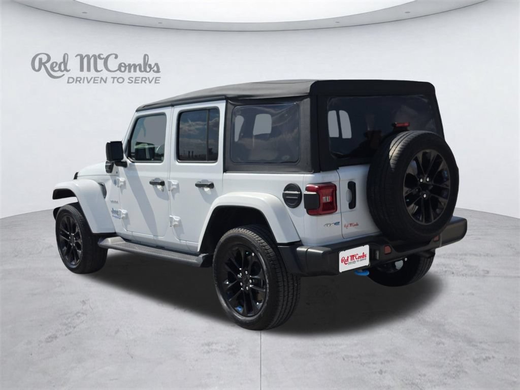 Used 2022 Jeep Wrangler Unlimited Sahara AWD/4WD image 4