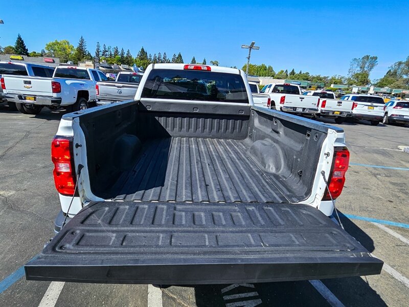 Used 2017 Chevrolet Silverado 2500 W/T AWD/4WD image 5