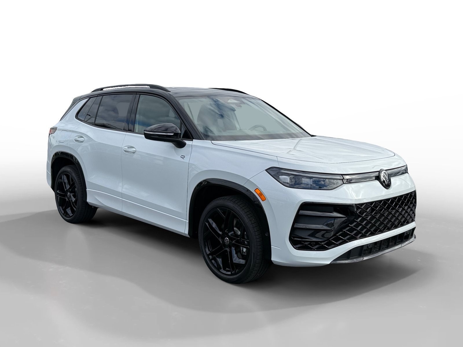 New 2026 Volkswagen Tiguan SE R-Line AWD/4WD image 7