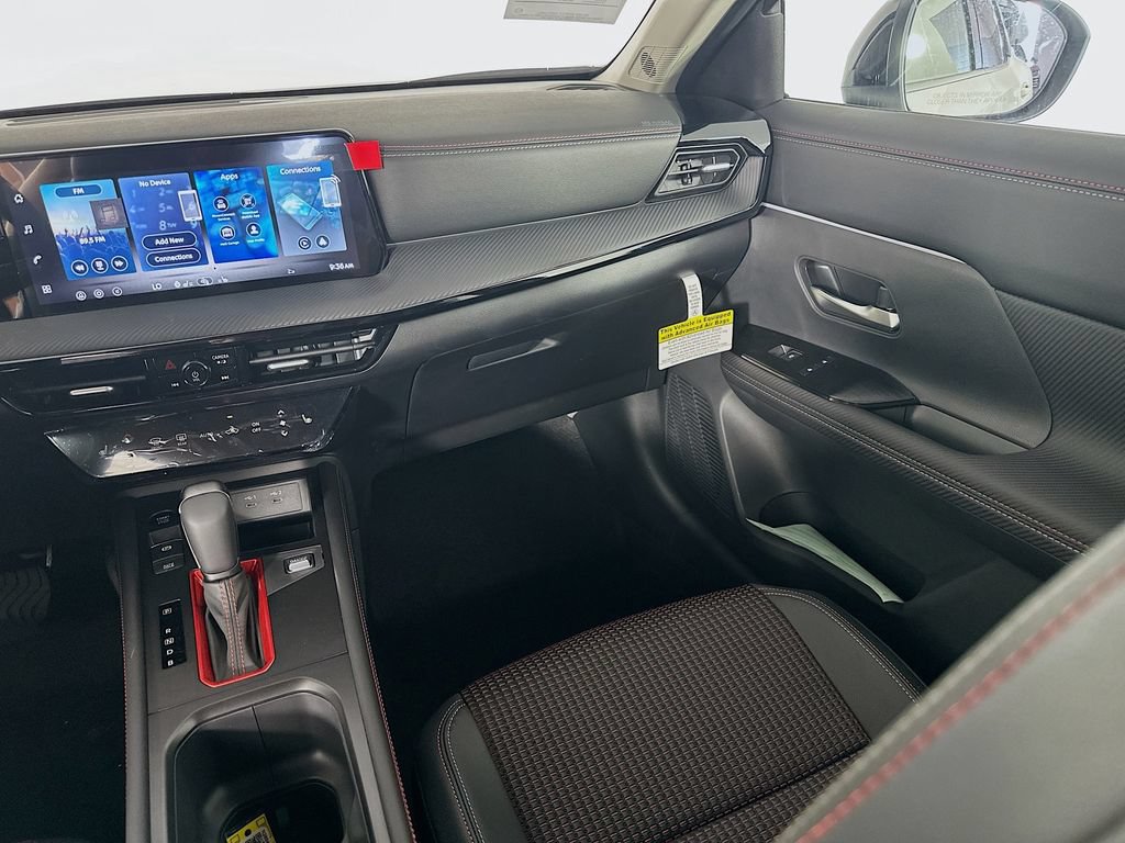 New 2026 Nissan Kicks SR w/ SR Premium Package FWD image 31