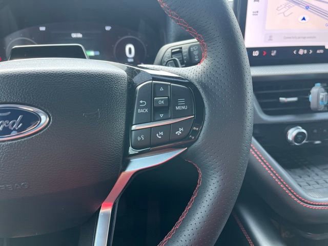 Used 2025 Ford Explorer ST AWD/4WD image 18
