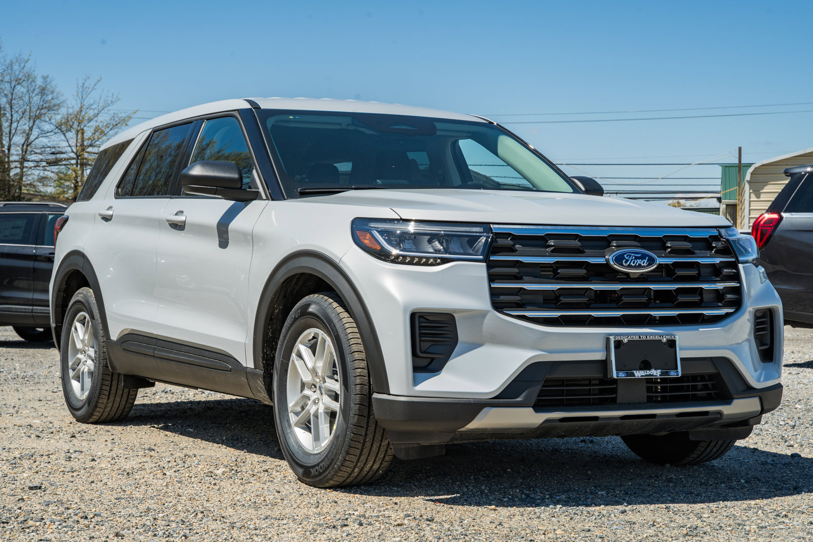 New 2026 Ford Explorer Active RWD image 1