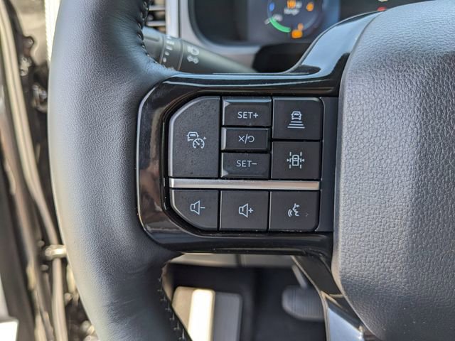 Used 2025 Ford F150 Lightning Platinum image 32