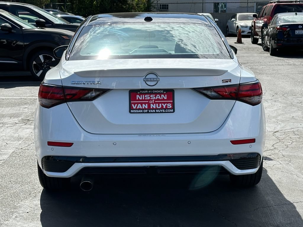 Used 2025 Nissan Sentra SR FWD image 6