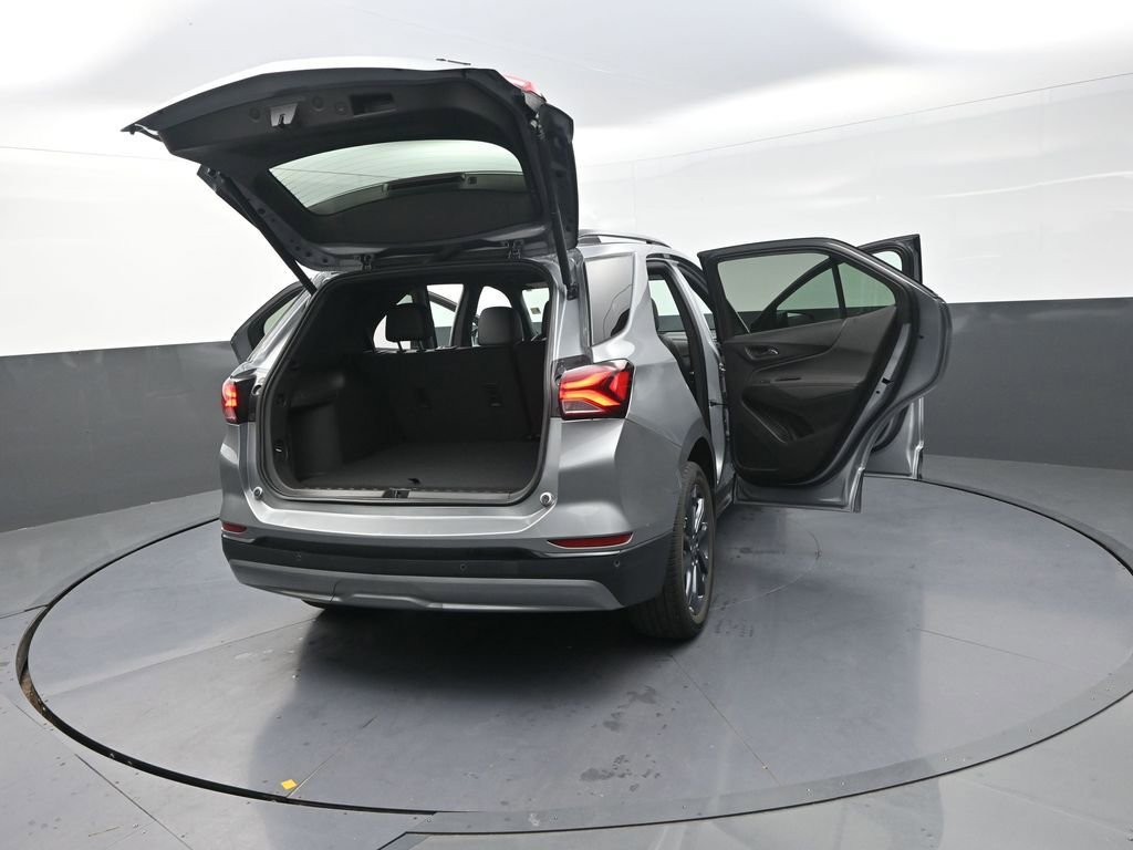 Used 2024 Chevrolet Equinox RS image 37