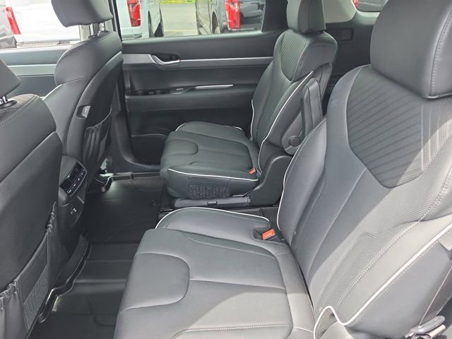 Used 2025 Hyundai Palisade SEL image 13
