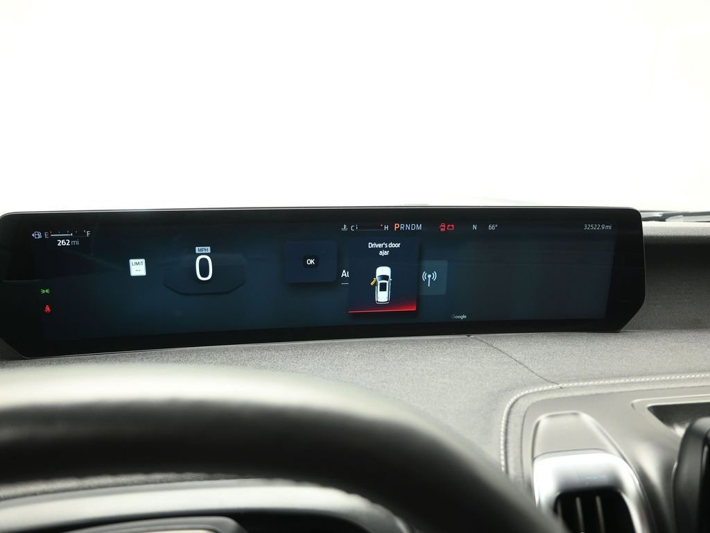 Certified 2025 Ford Expedition Max Platinum image 14