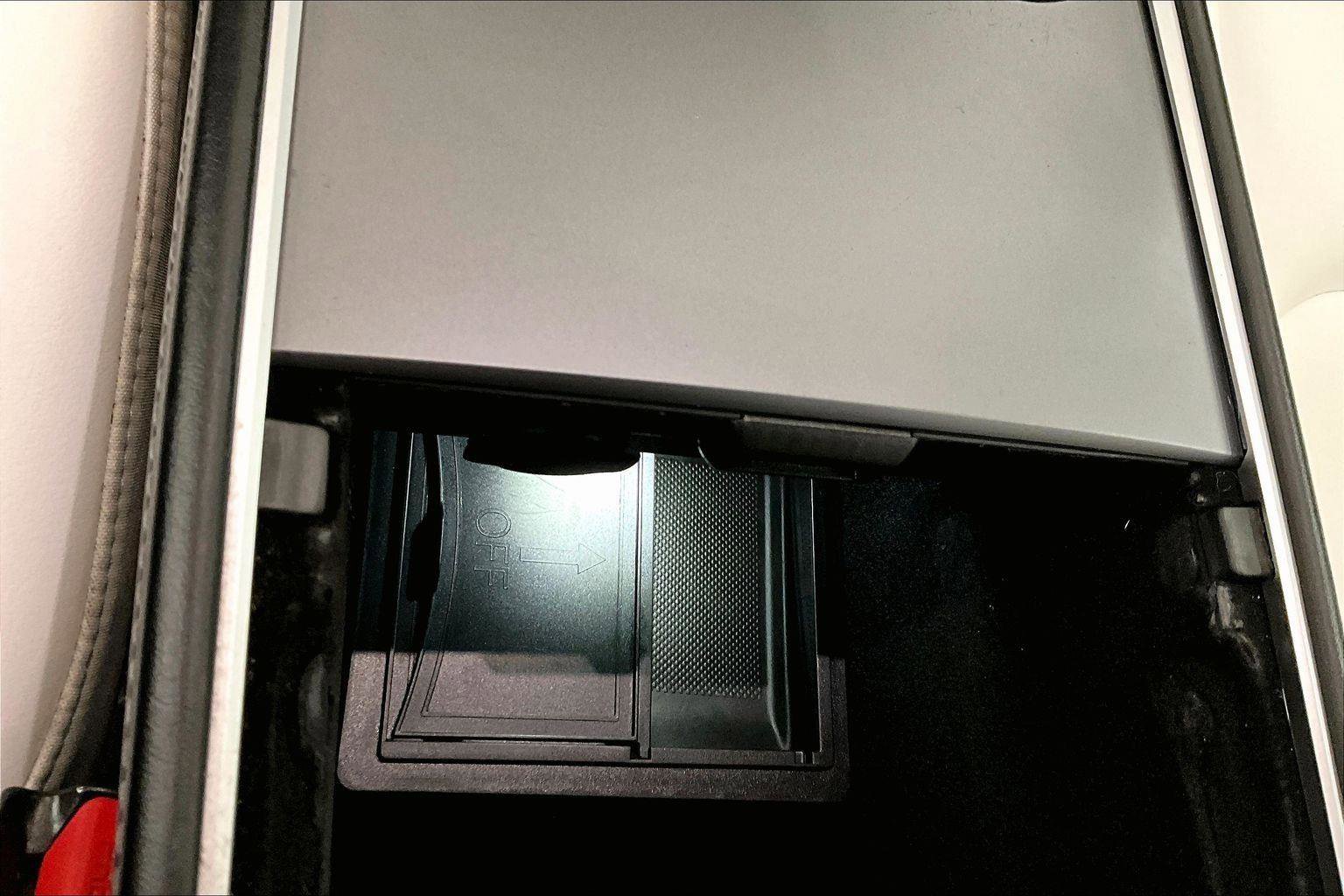 Used 2022 Tesla Model 3 Long Range image 32