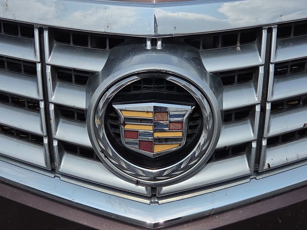 Used 2015 Cadillac SRX Luxury w/ Driver Awareness Package FWD image 22