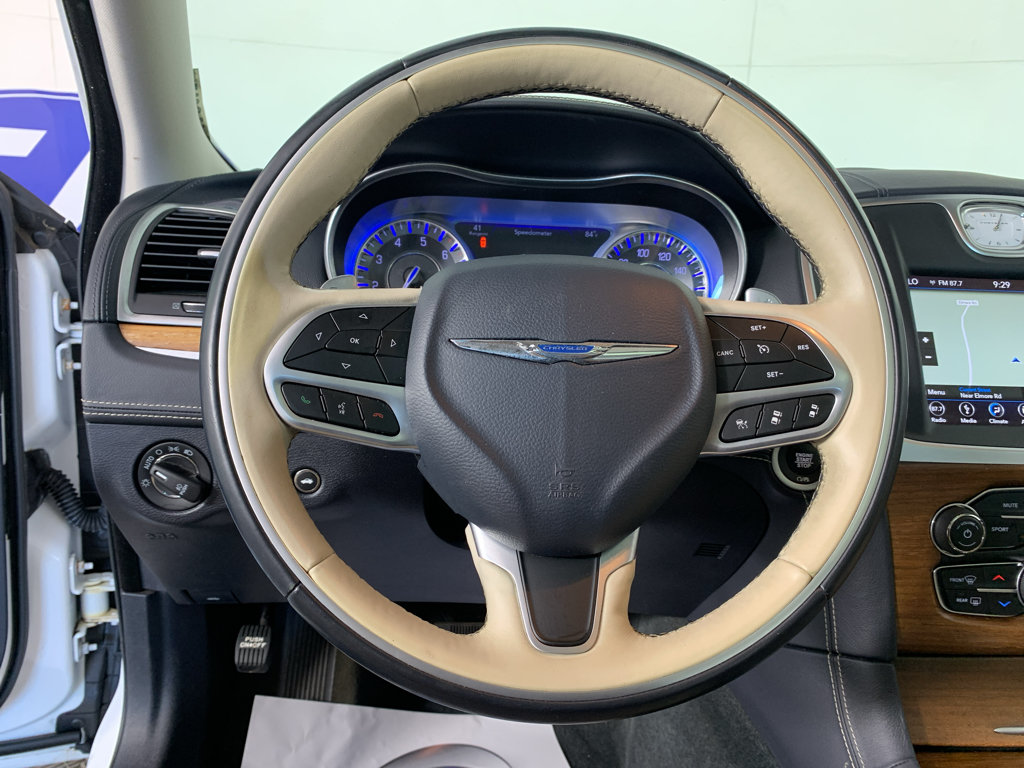 Used 2018 Chrysler 300 C w/ Sun, Sound & Nav Package RWD image 19