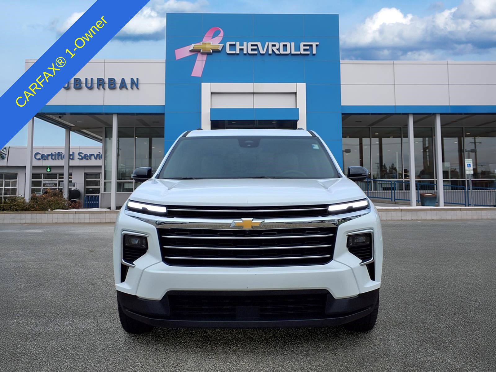 Used 2026 Chevrolet Traverse LT w/ Driver Confidence Package FWD image 2