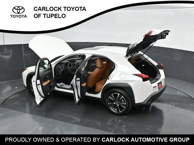 Used 2022 Lexus UX 200 w/ Accessory Package (Z1) FWD image 67