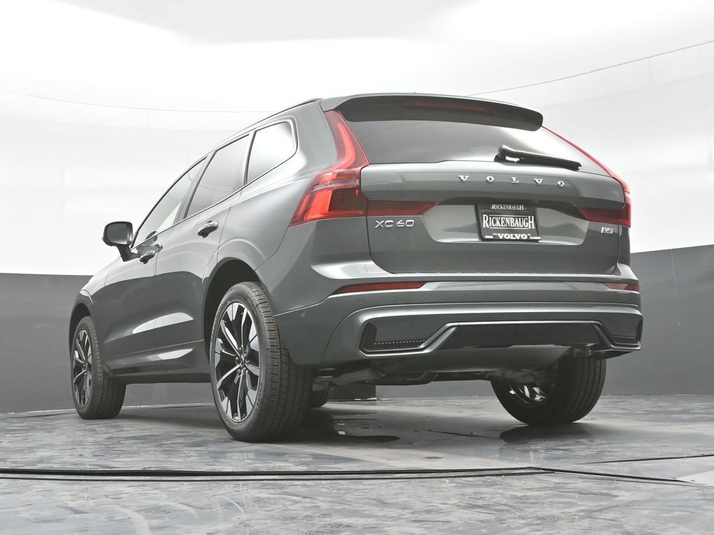 New 2026 Volvo XC60 B5 Plus w/ Climate Package AWD/4WD image 24