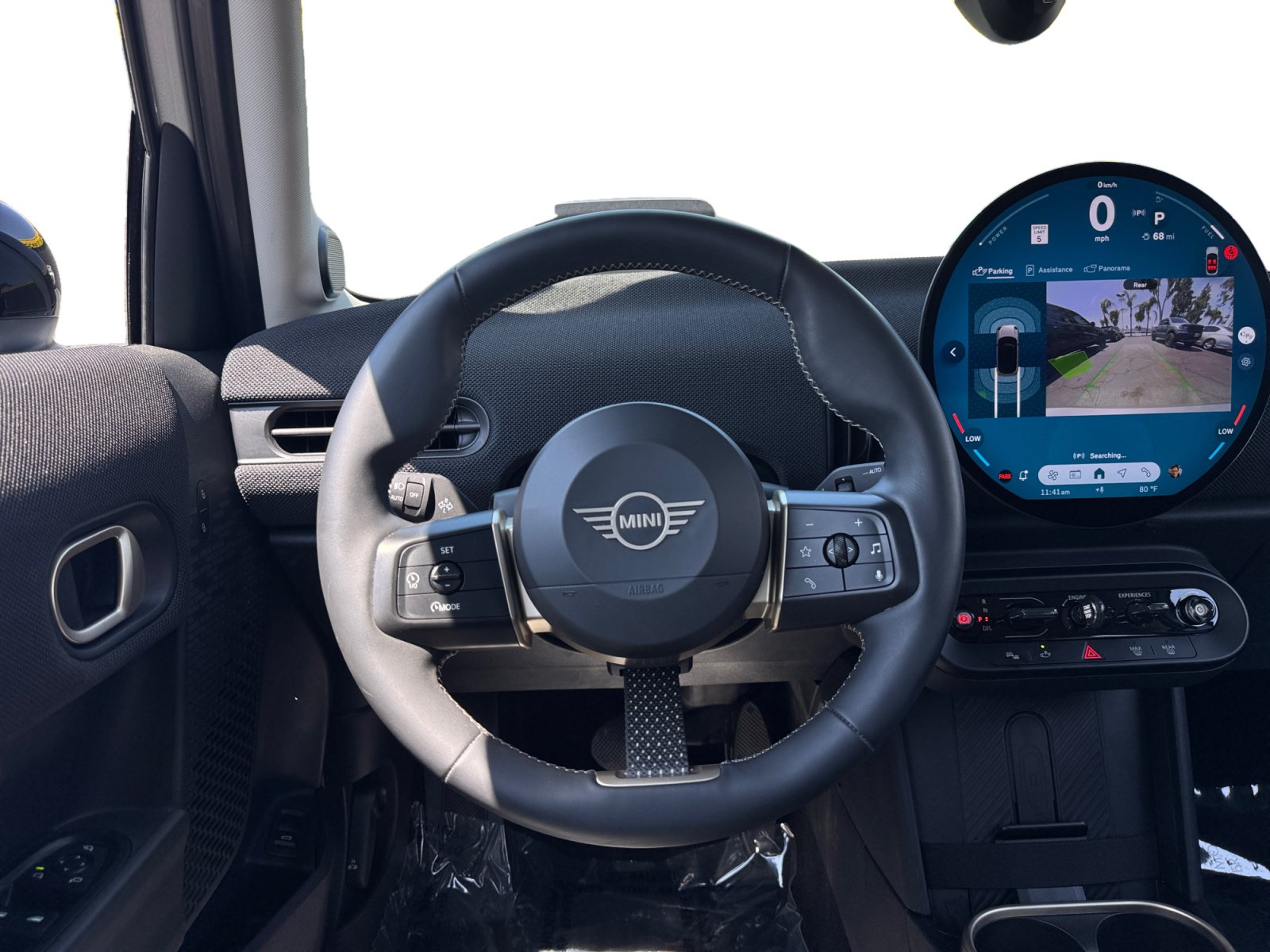 Used 2025 MINI Cooper 4-Door Hardtop FWD image 12
