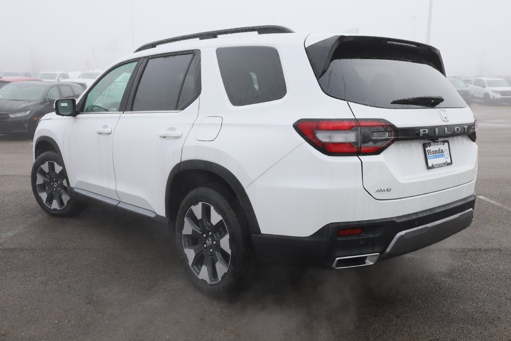 New 2026 Honda Pilot Elite image 4