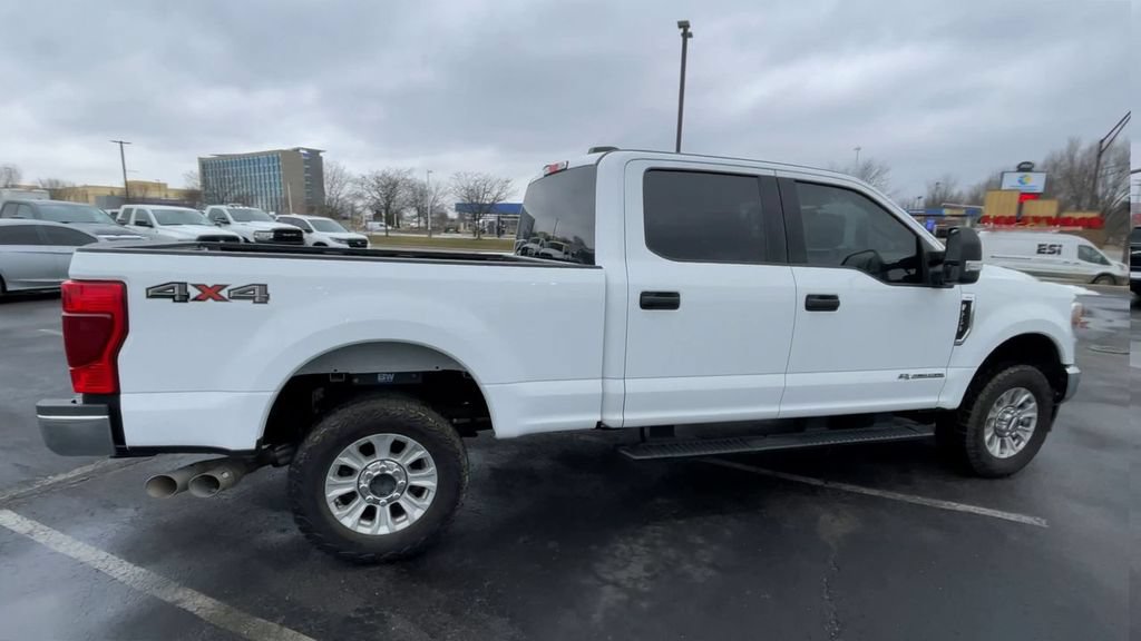 Used 2022 Ford F250 XLT AWD/4WD image 2