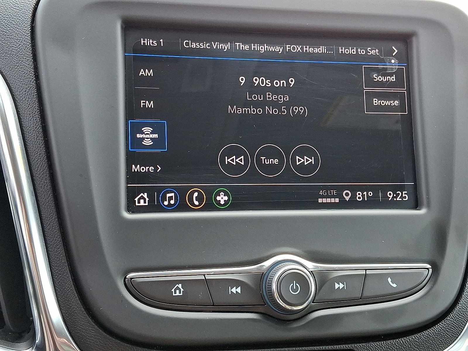 Used 2023 Chevrolet Equinox LS w/ LS Convenience Package image 17