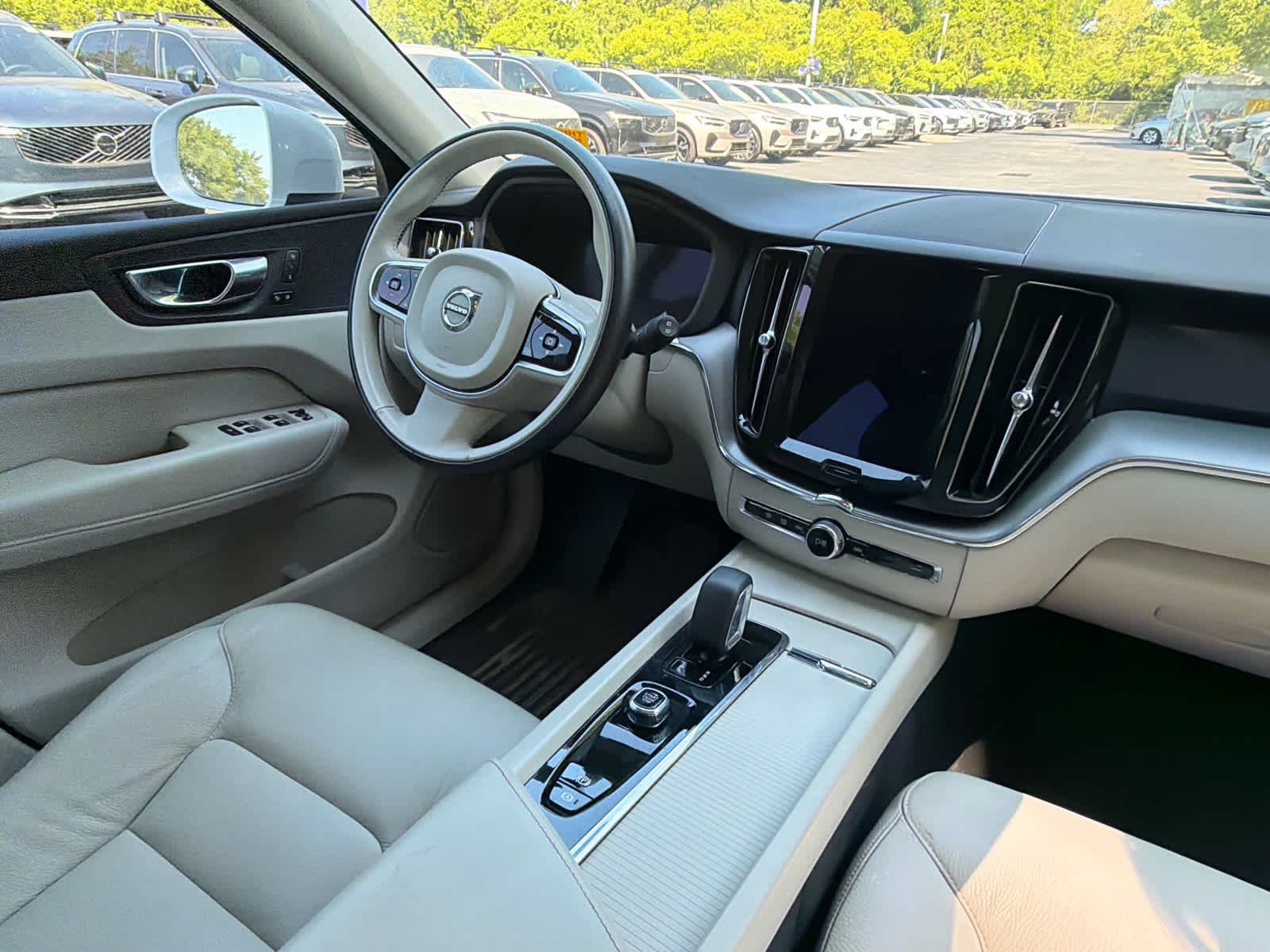 Used 2023 Volvo XC60 B5 Core w/ Climate Package image 20