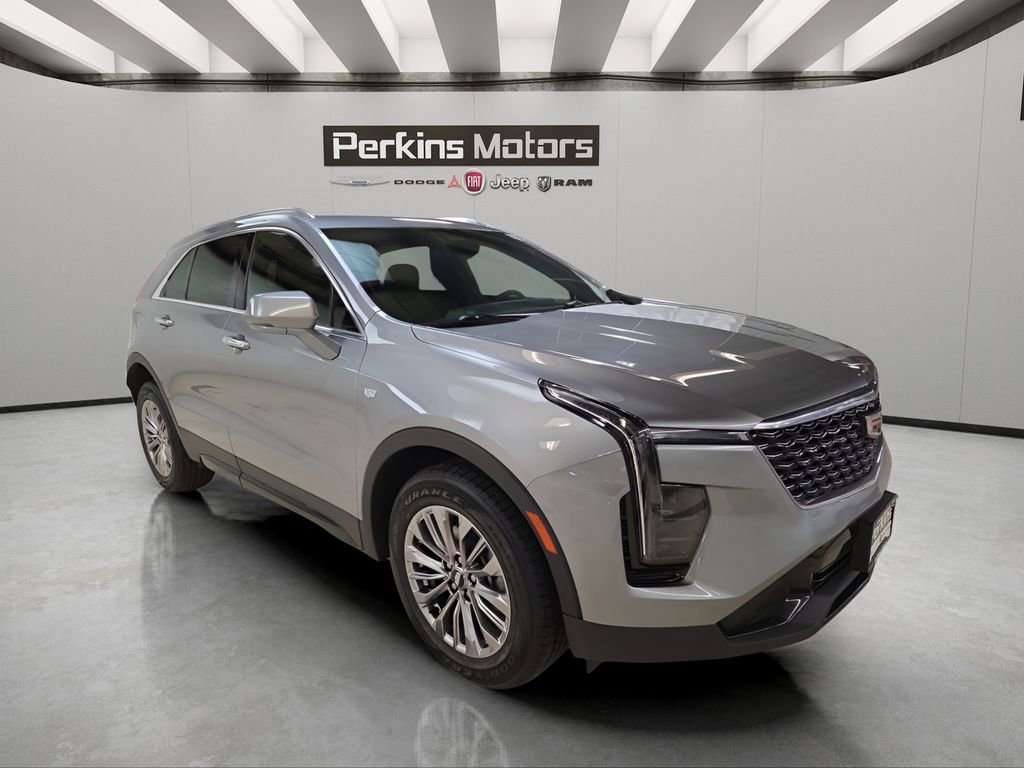 Used 2024 Cadillac XT4 Premium Luxury image 7