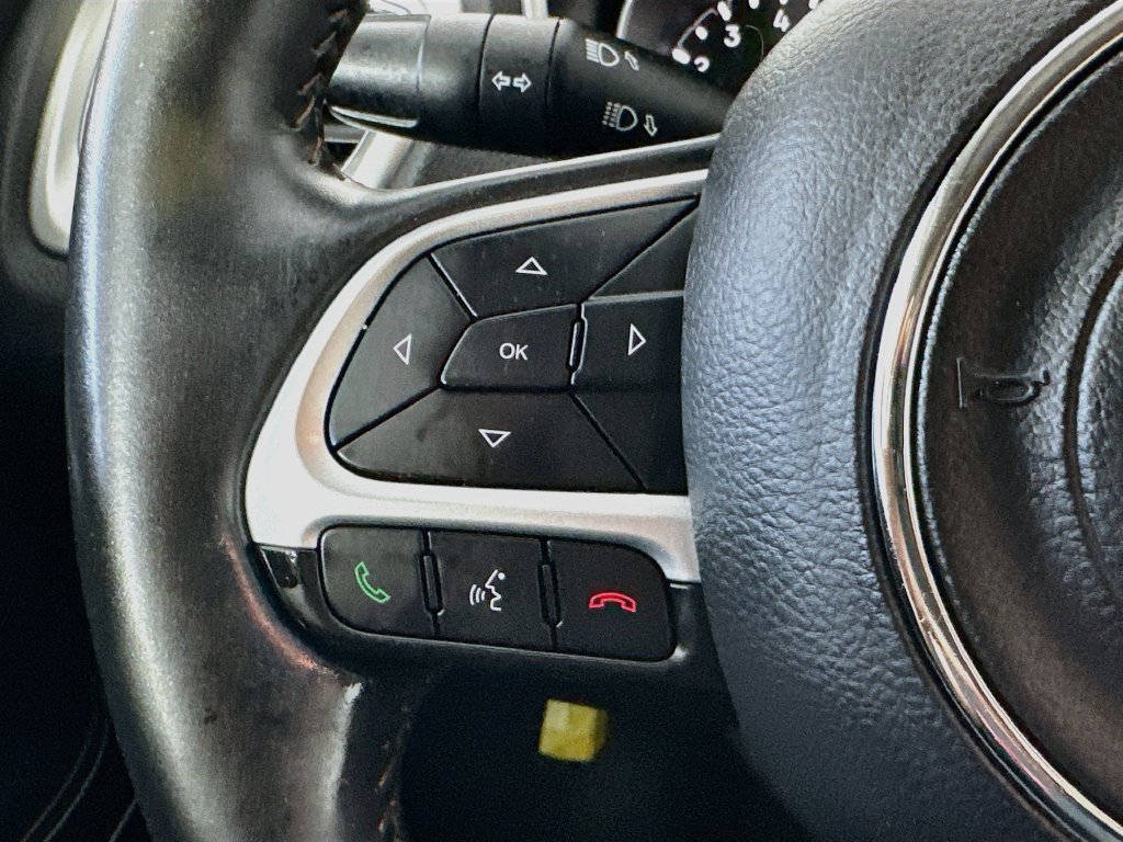 Used 2018 Jeep Compass Latitude w/ Popular Equipment Group AWD/4WD image 25