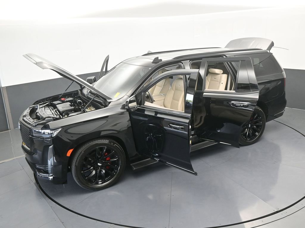 Used 2021 Cadillac Escalade Sport Platinum w/ LPO, ONYX Package RWD image 89