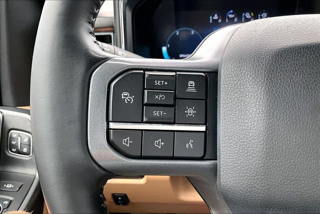 Used 2023 Ford F450 Lariat w/ Lariat Ultimate Package AWD/4WD image 12