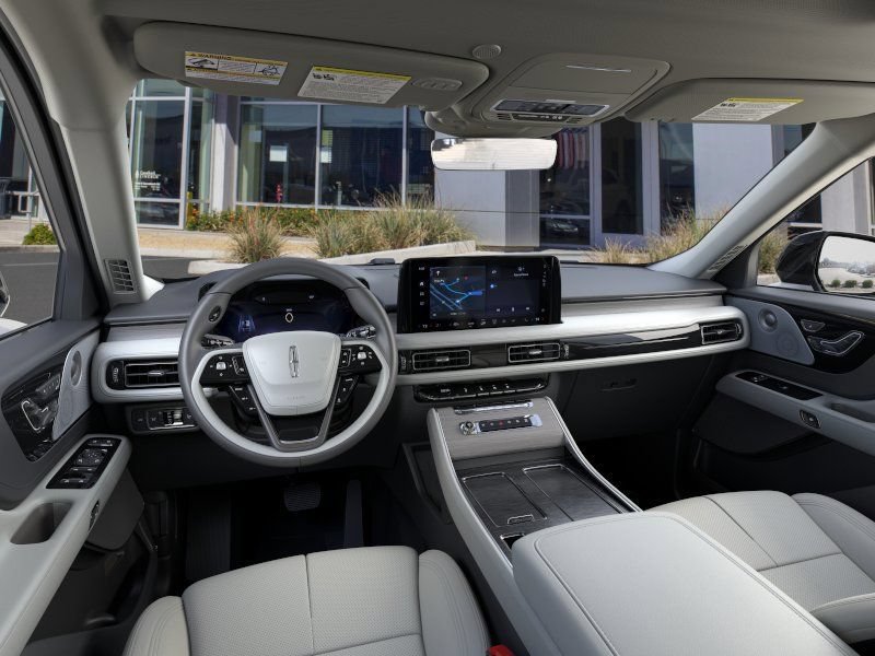 New 2026 Lincoln Aviator Reserve w/ Luxury Package RWD image 9