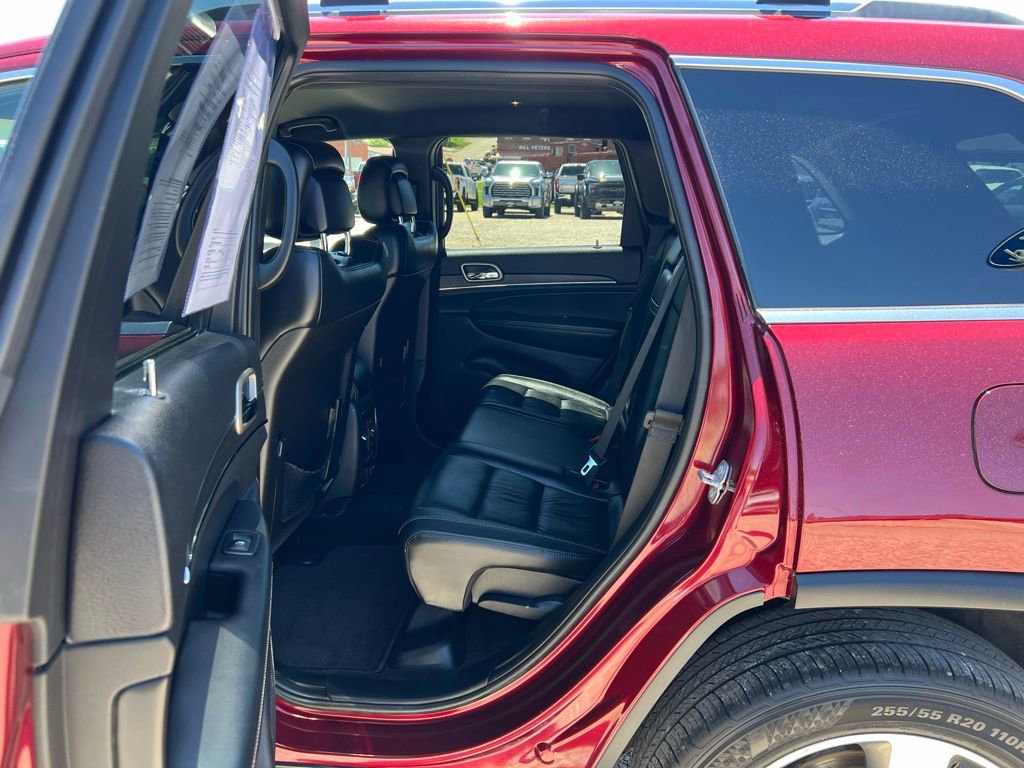 Used 2016 Jeep Grand Cherokee Limited image 16