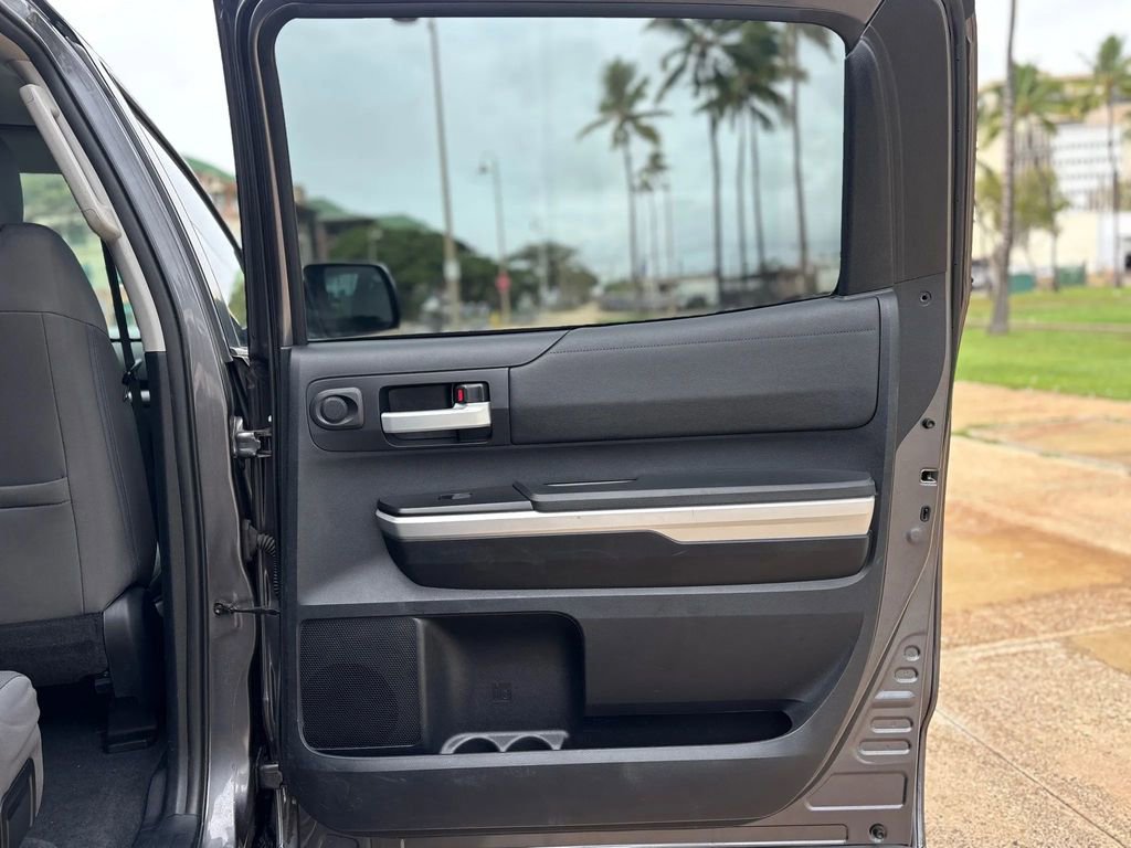 Used 2015 Toyota Tundra SR5 image 16