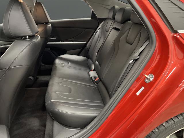 Used 2021 Hyundai Elantra Limited image 28