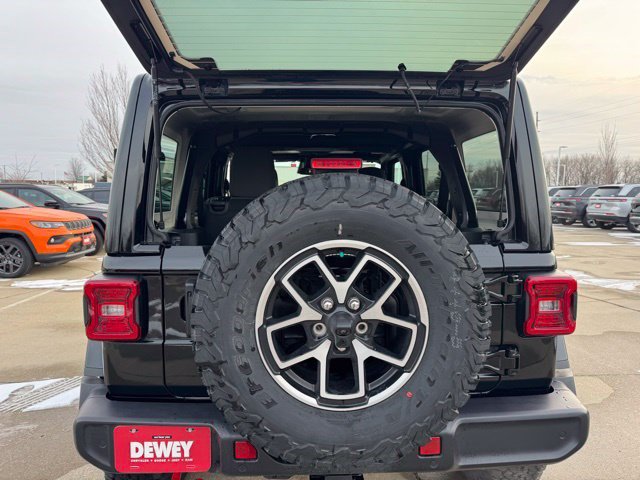 New 2026 Jeep Wrangler Unlimited Rubicon w/ Safety Group AWD/4WD image 34