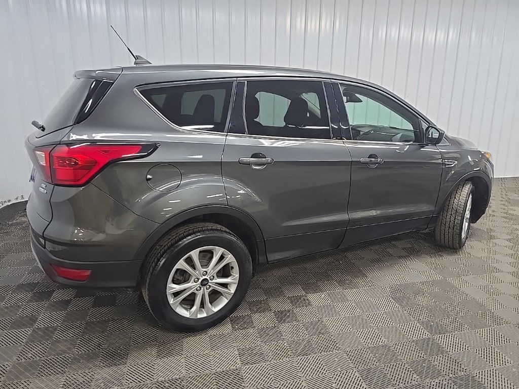 Used 2019 Ford Escape SE AWD/4WD image 3